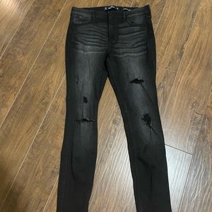 Black hollister ripped jeans
